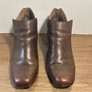 Born Chestnut Leather Boots